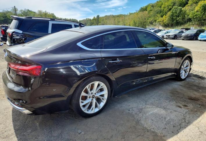 Salvage 2024 Audi A5  in Черный