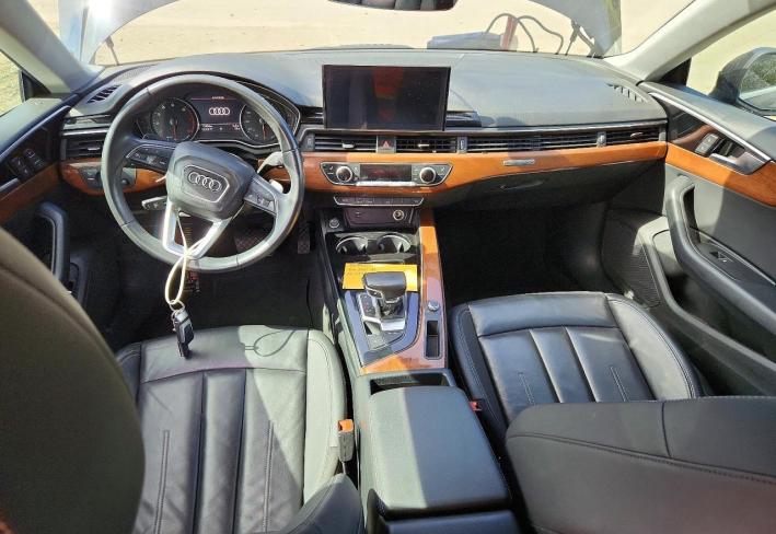 Salvage 2024 Audi A5  in Черный