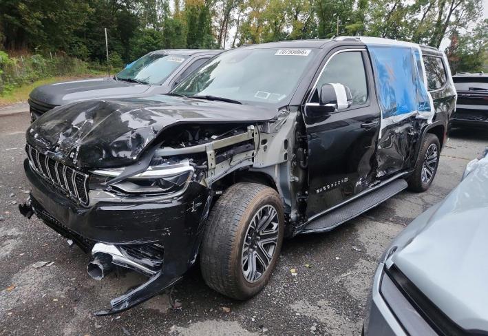 Salvage 2025 Jeep Wagoneer L  in Черный