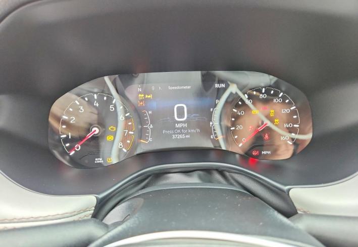 Salvage 2025 Jeep Compass Limited in Бордовый