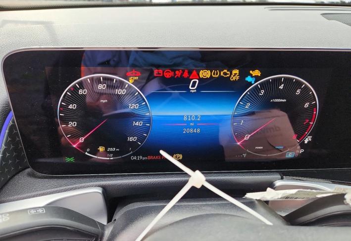 Salvage 2024 Mercedes-benz Glb 250 4matic in Черный
