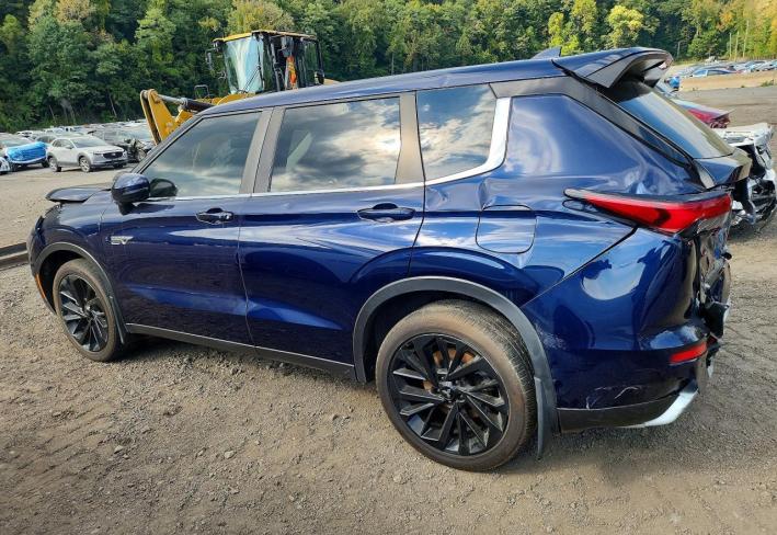 Salvage 2024 Mitsubishi Outlander Se in Black