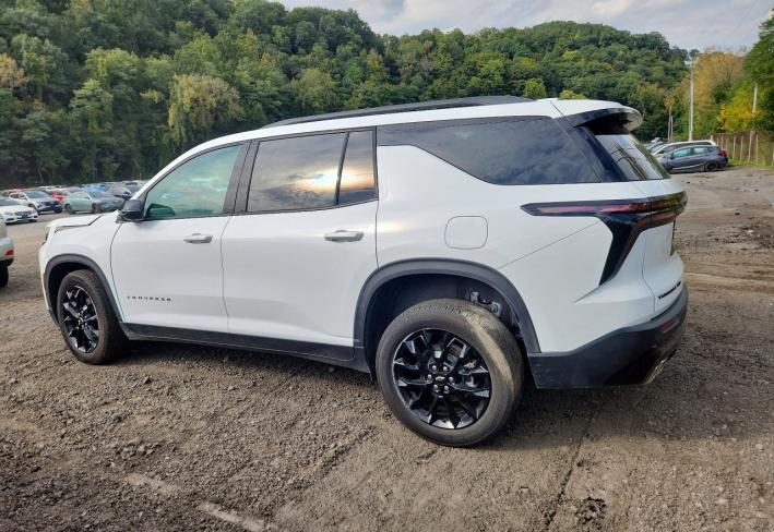 Salvage 2026 Chevrolet Traverse Lt in White
