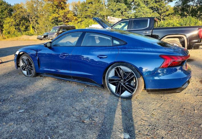 Salvage 2024 Audi Rs E-tron Gt in Blue