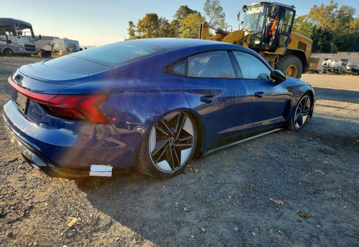 Salvage 2024 Audi Rs E-tron Gt in Blue