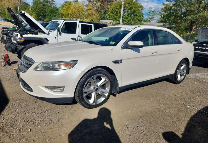 Salvage 2012 Ford Taurus Sho in White
