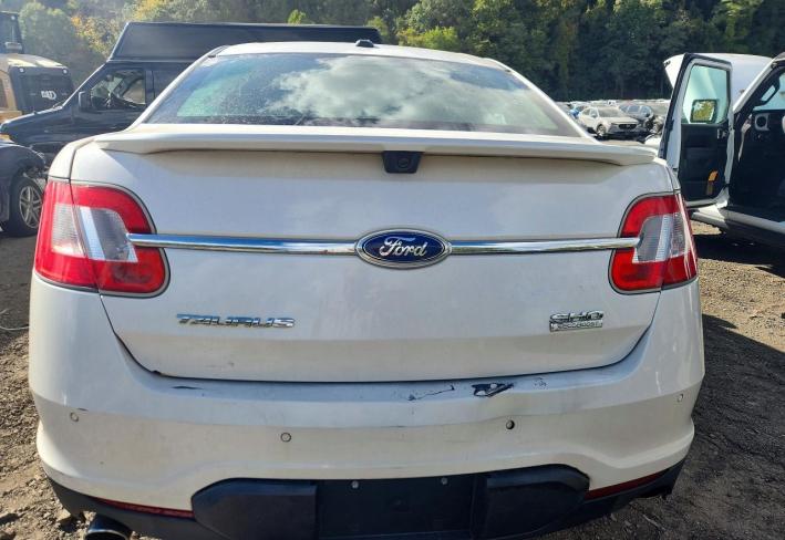 Salvage 2012 Ford Taurus Sho in White