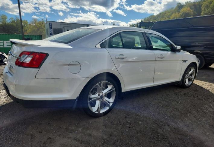 Salvage 2012 Ford Taurus Sho in White