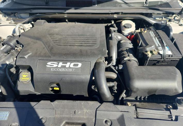 Salvage 2012 Ford Taurus Sho in White