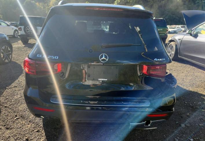 Salvage 2024 Mercedes-benz Glb 250 4matic in Black