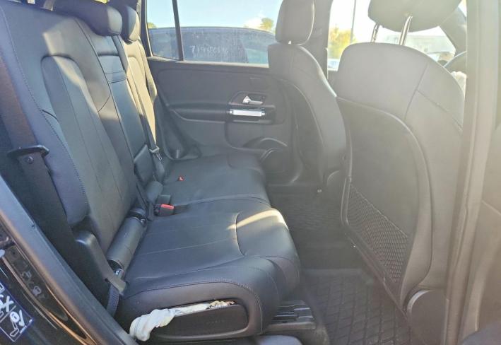 Salvage 2024 Mercedes-benz Glb 250 4matic in Black