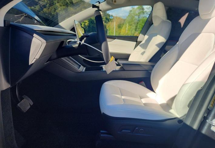 Salvage 2026 Tesla Model Y  in Gray