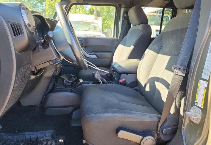 Salvage 2016 Jeep Wrangler Unlimited Sport in Green