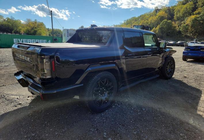 Salvage 2026 Gmc Hummer  in Черный