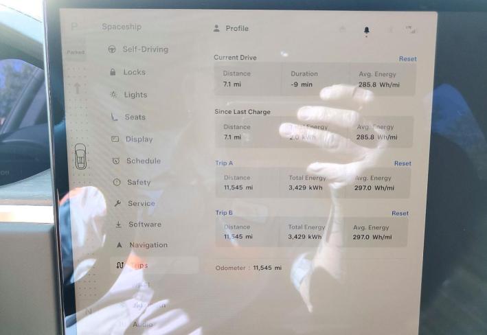 Salvage 2025 Tesla Model X  in Silver