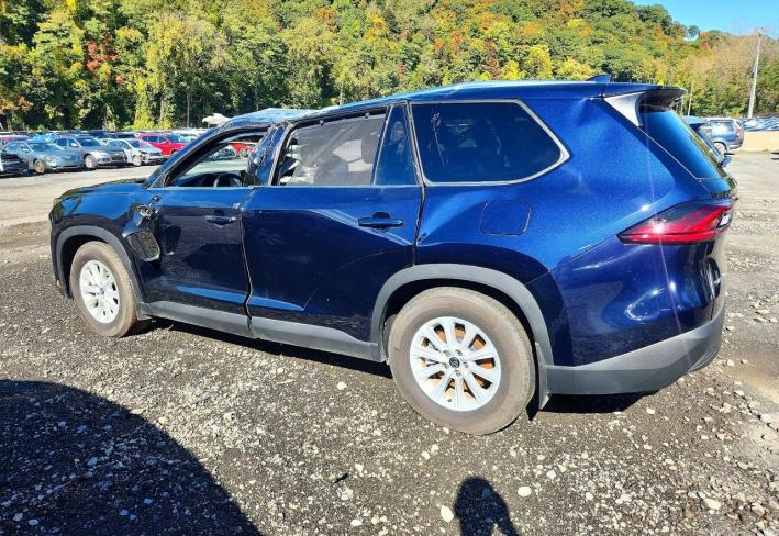 Salvage 2026 Toyota Grand Highlander Xle in Синий