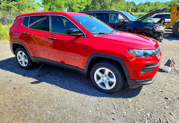 Salvage 2024 Jeep Compass Sport in Белый