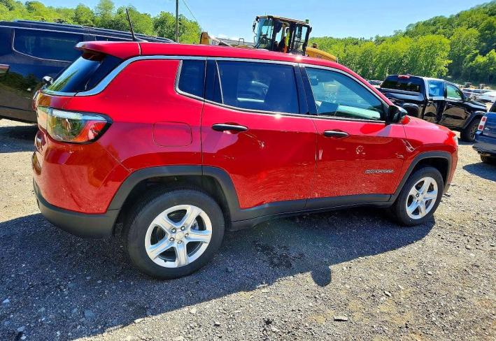 Salvage 2024 Jeep Compass Sport in Белый