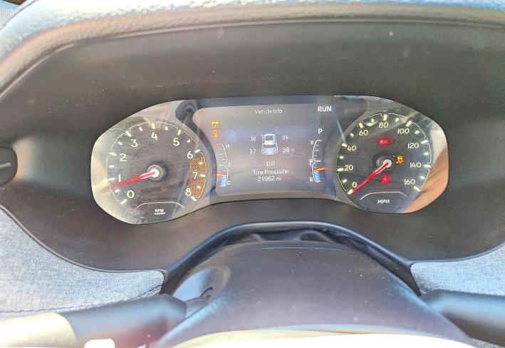 Salvage 2024 Jeep Compass Sport in Белый