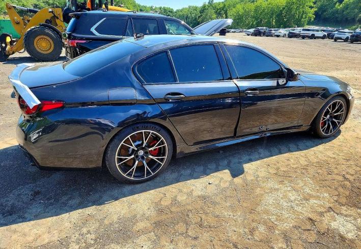 Salvage 2023 Bmw M5 Competiton in Black