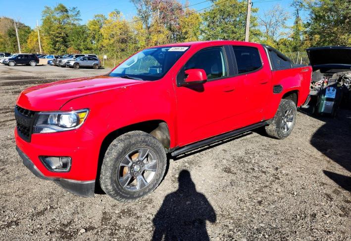 Salvage 2019 Chevrolet Colorado Z71 in Красный