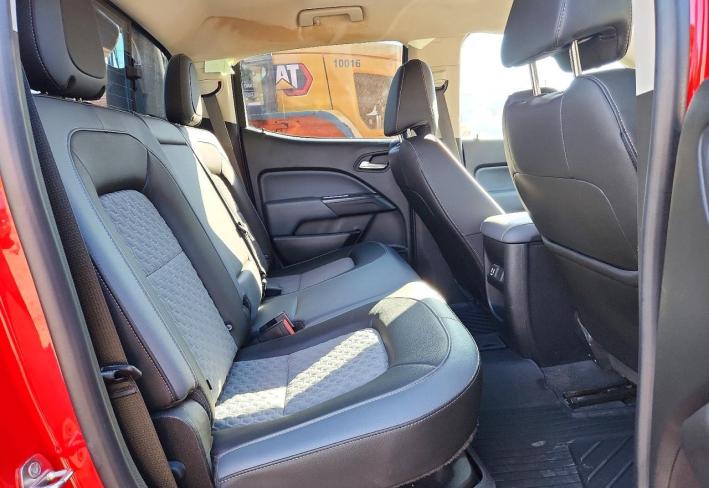 Salvage 2019 Chevrolet Colorado Z71 in Красный