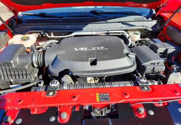 Salvage 2019 Chevrolet Colorado Z71 in Красный