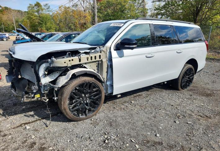 Salvage 2026 Ford Expedition Max Platinum in White