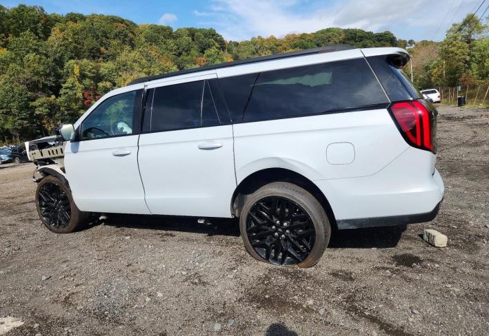 Salvage 2026 Ford Expedition Max Platinum in White