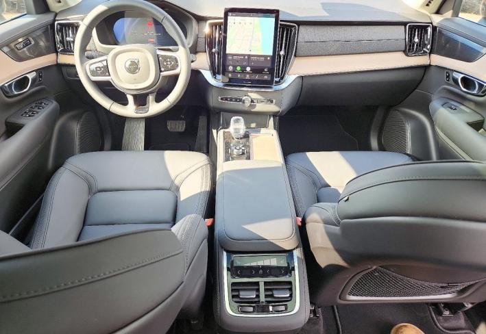 Salvage 2026 Volvo Xc90  in Black