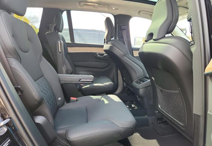 Salvage 2026 Volvo Xc90  in Black