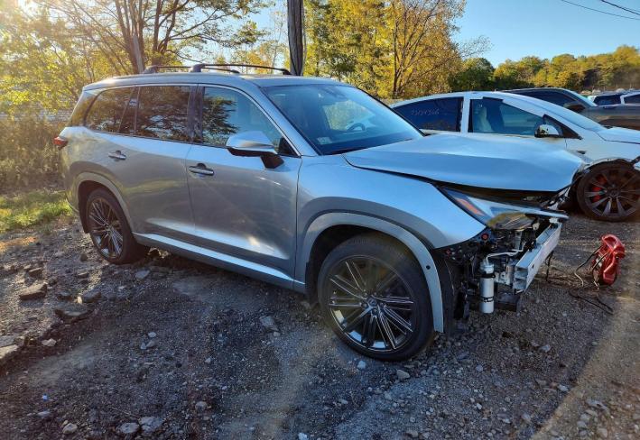 Salvage 2026 Lexus Tx 550h Luxury in Серебристый