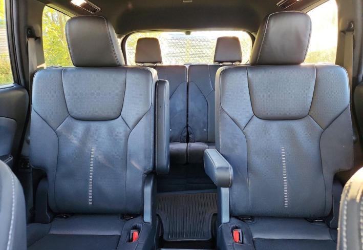 Salvage 2026 Lexus Tx 550h Luxury in Серебристый