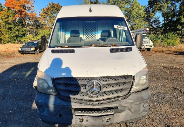 Salvage 2016 Mercedes Benz Sprinter  in White
