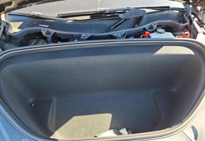 Salvage 2024 Tesla Model X  in Gray