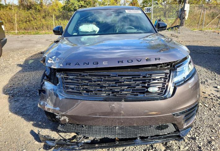 Salvage 2026 Land Rover Velar Dynamic Se in Gray