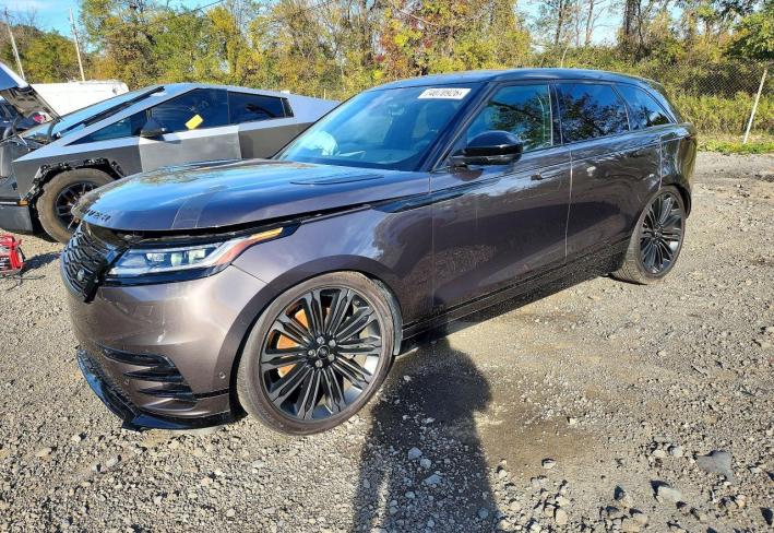 Salvage 2026 Land Rover Velar Dynamic Se in Gray