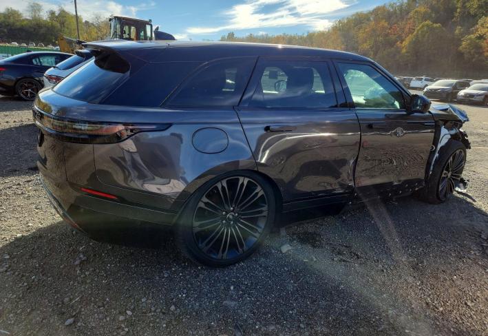 Salvage 2026 Land Rover Velar Dynamic Se in Gray