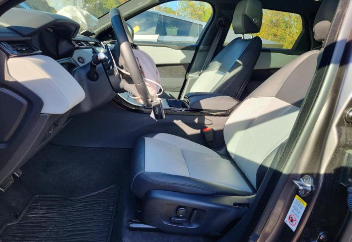 Salvage 2026 Land Rover Velar Dynamic Se in Gray