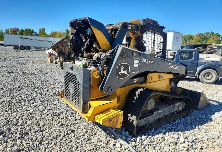 Salvage 2025 John Deere Skid Steer 333p in Yellow