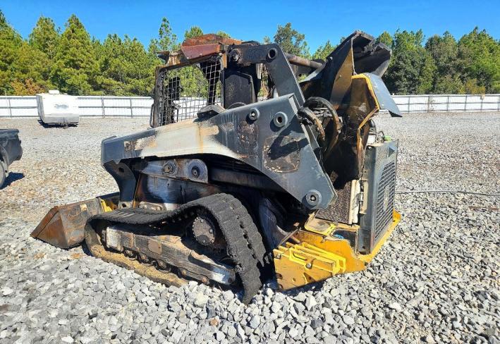 Salvage 2025 John Deere Skid Steer 333p in Yellow