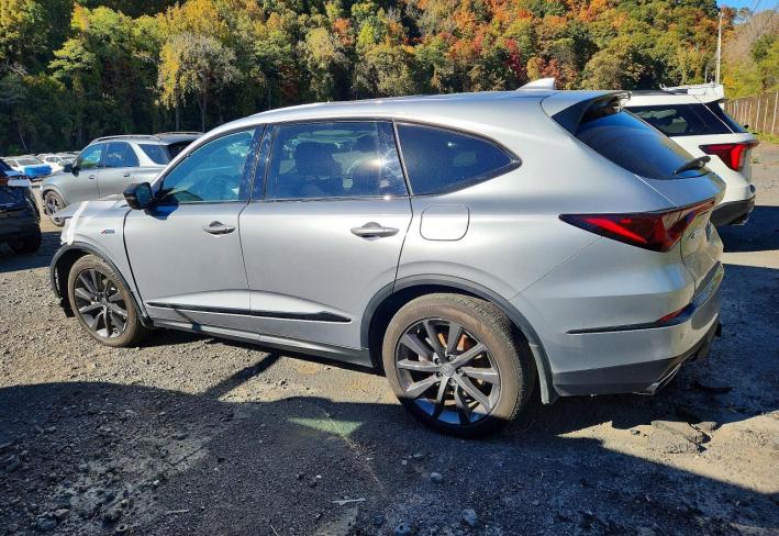 Salvage 2025 Acura Mdx A-spec in Серебристый