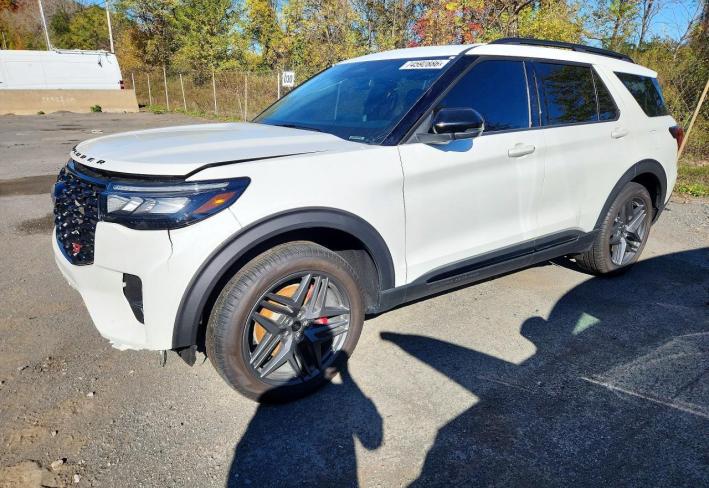 Salvage 2026 Ford Explorer St in White