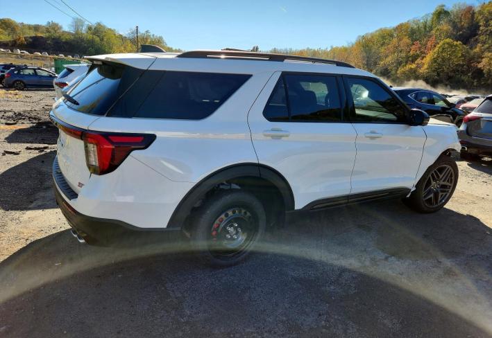 Salvage 2026 Ford Explorer St in White