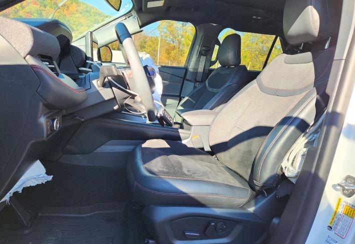 Salvage 2026 Ford Explorer St in White