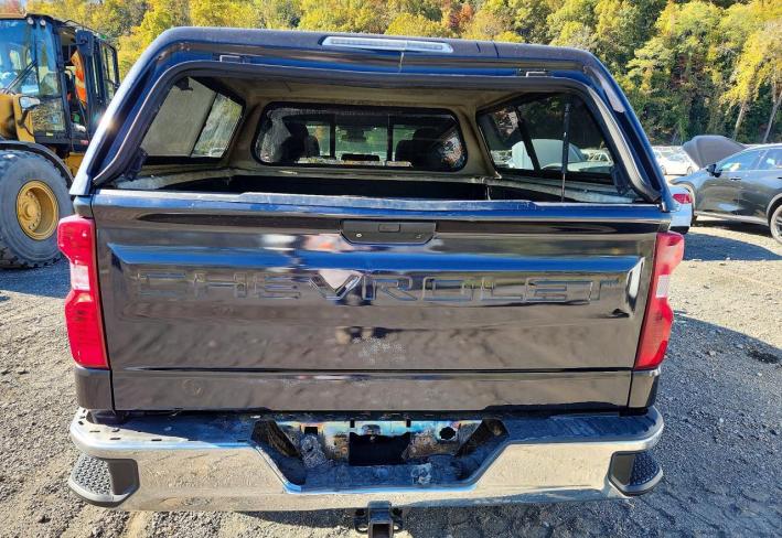 Salvage 2024 Chevrolet Silverado  in Gray