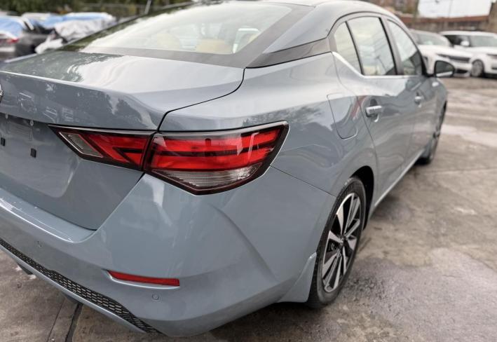 Salvage 2025 Nissan Sentra Sv in Gray