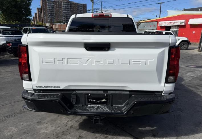 Salvage 2026 Chevrolet Colorado  in White