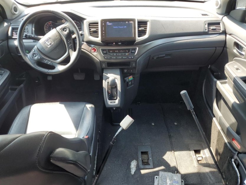 Salvage 2018 Honda Pilot Braunability