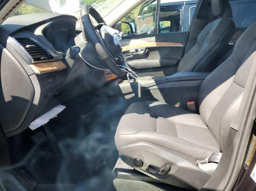 Salvage 2025 Volvo Xc90 Plus